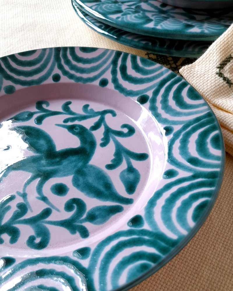 Garza Fajalauza Plate in Green — CASA PLETÓRICA — Handmade Spanish